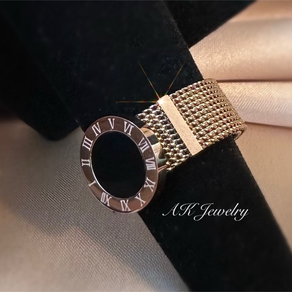 💎RING ROSE GOLD Roman Numeral Design Chain Stainless Steel Black Onyx - Picture 2 of 5